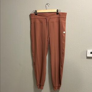 Vuori Daily Legging Light Penny Jogger Like New‎ XL